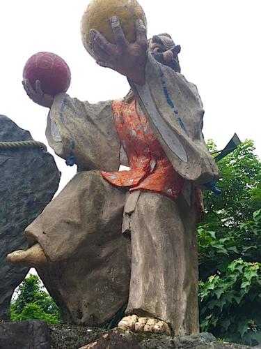 オモイカネノミコト像「舞開き」 